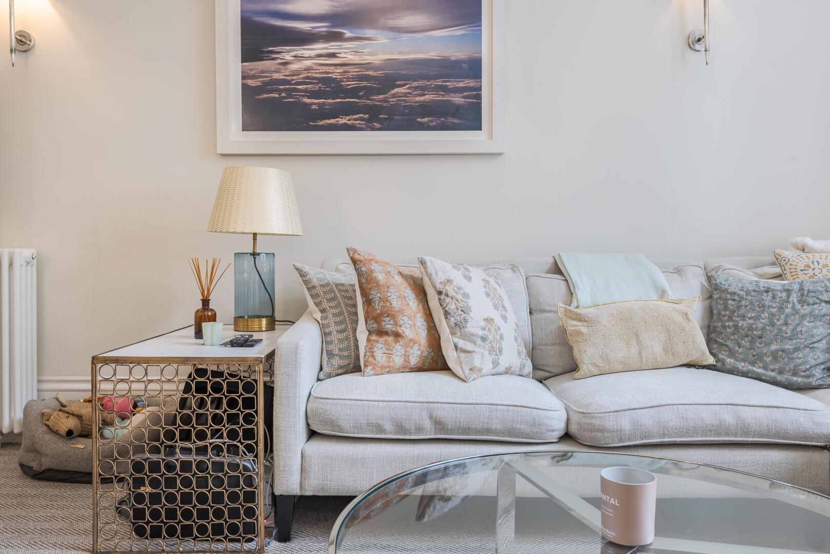 Flat Ladbroke Square in Greater London
