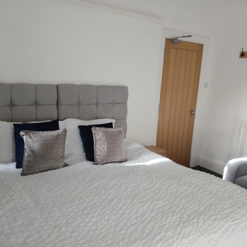 Room Kimberley Road in Leicester