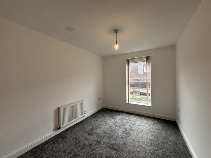 Flat Dewsbury Road in Calderdale