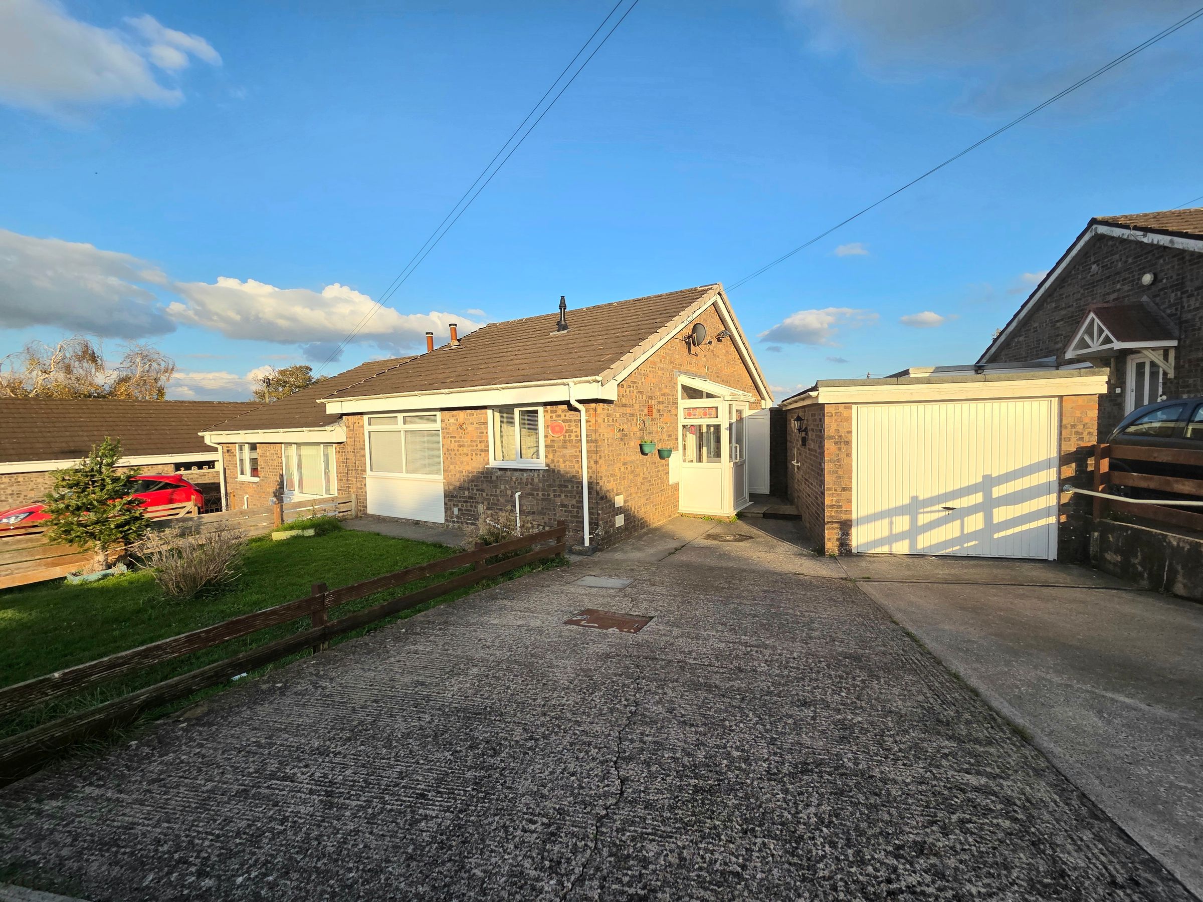 House Westward Place in Bryntirion