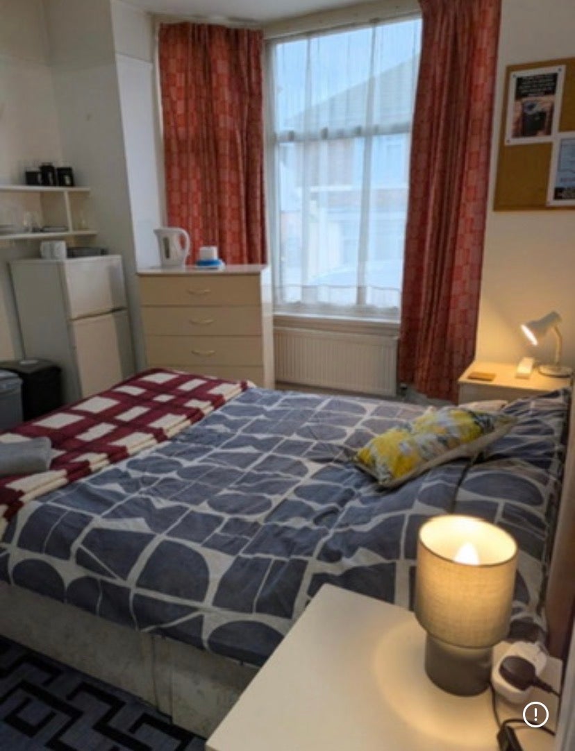 Room Harcourt Street in Kettering