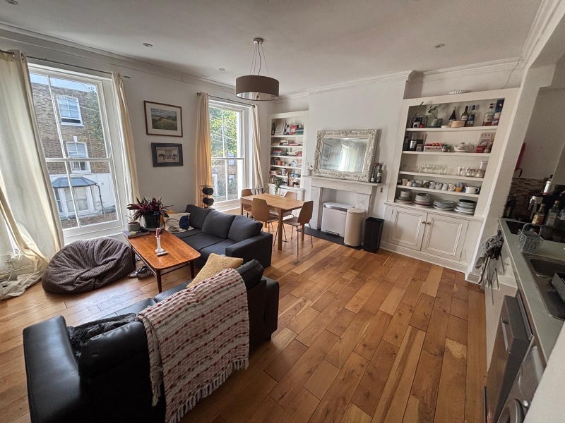 Room Falkland Road in Greater London