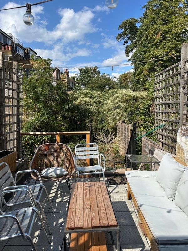 Room Falkland Road in Greater London