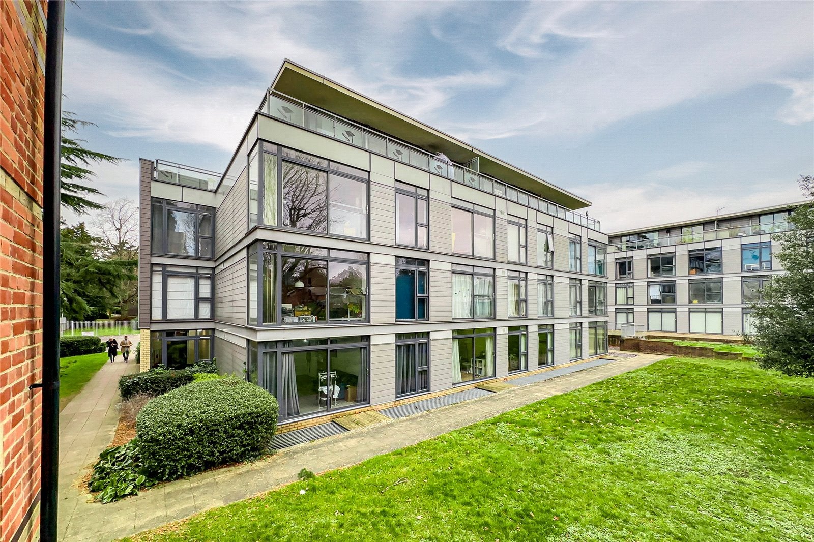 Flat Hatfield Road in St Albans
