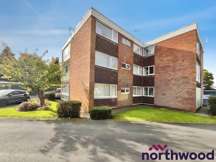 Flat Lacey Green in Wilmslow