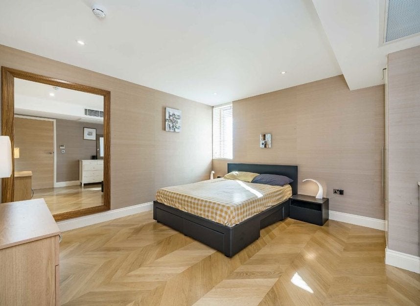 Flat Monck Street in City of Westminster