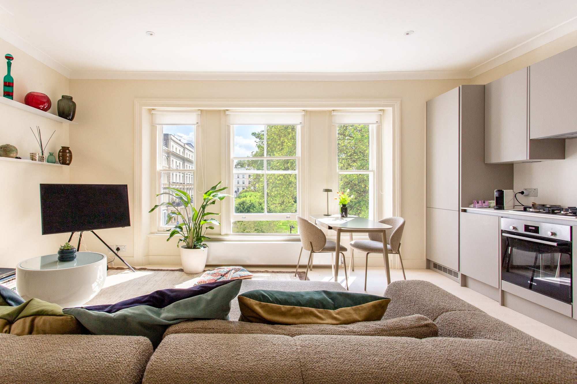 Flat Hereford Road in City of Westminster