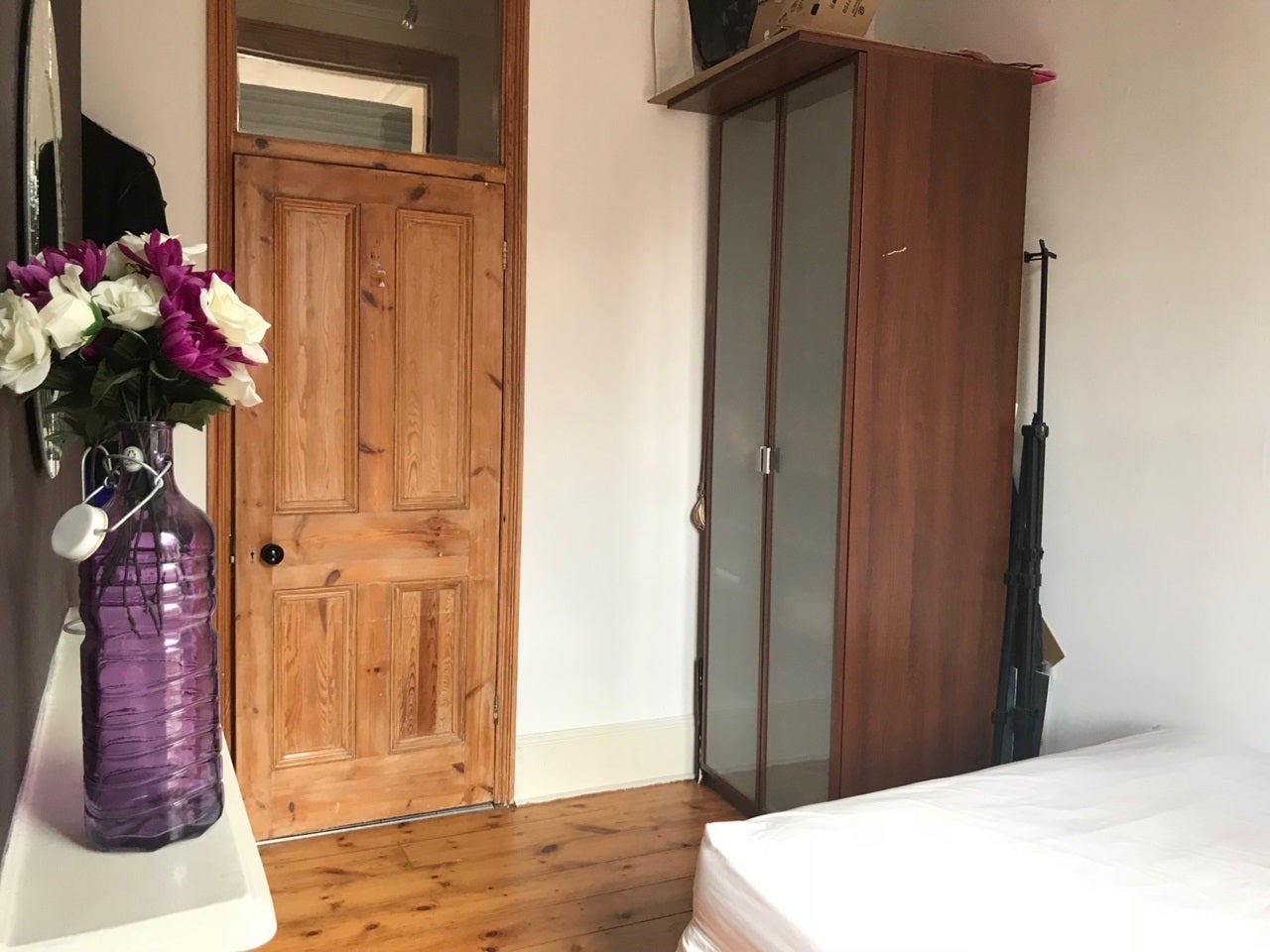 Room Holloway Road in Greater London