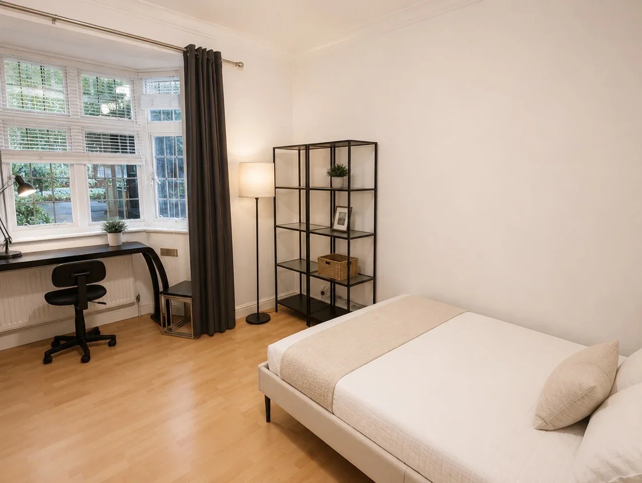 Flat Wakefield Mews in Greater London