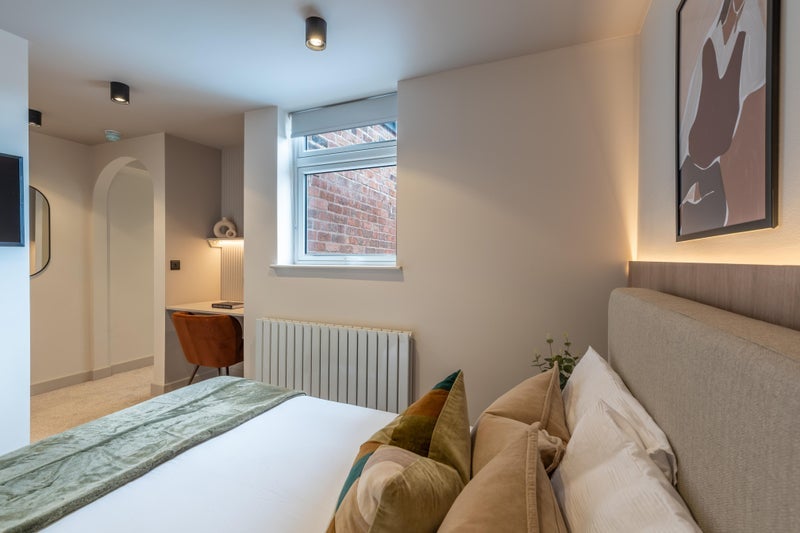Room Teignmouth Road in Birmingham
