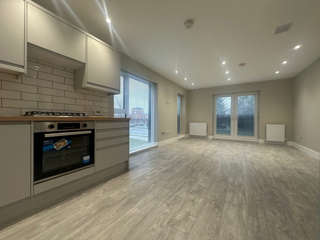 Flat Berryknowes Avenue in Glasgow