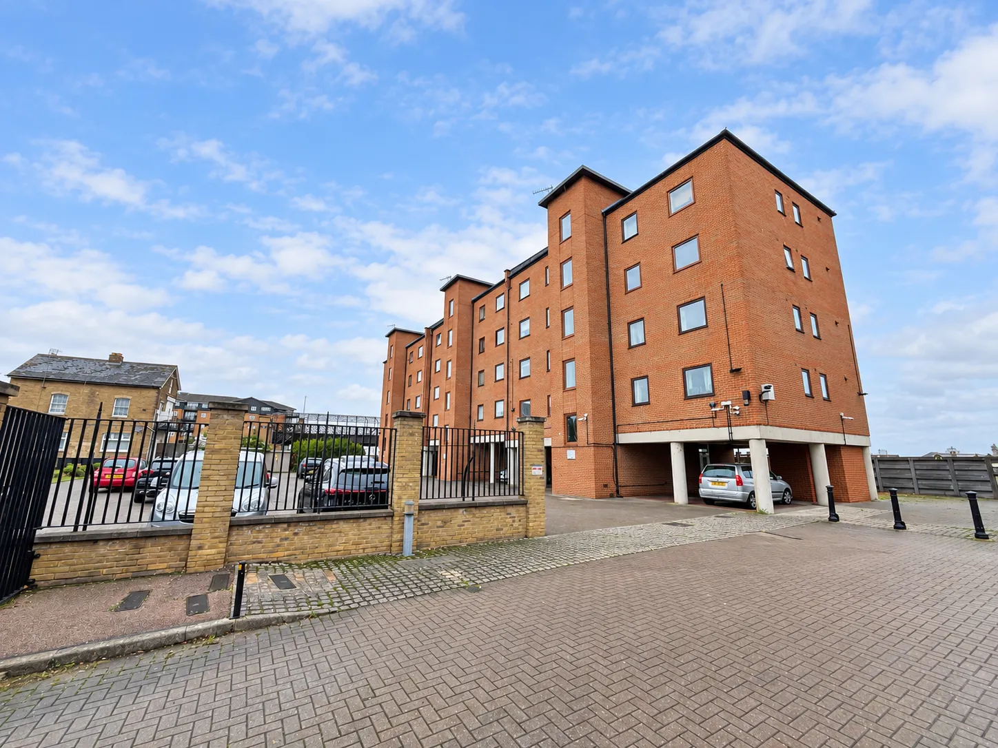 Flat Vale Road in Gravesham