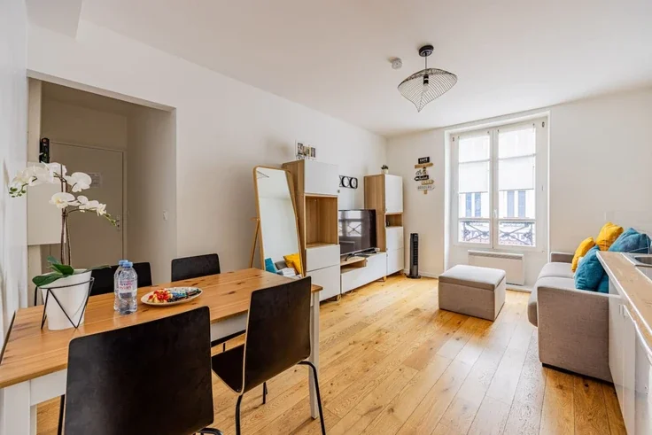Appartement Rue du Chemin Vert à Paris