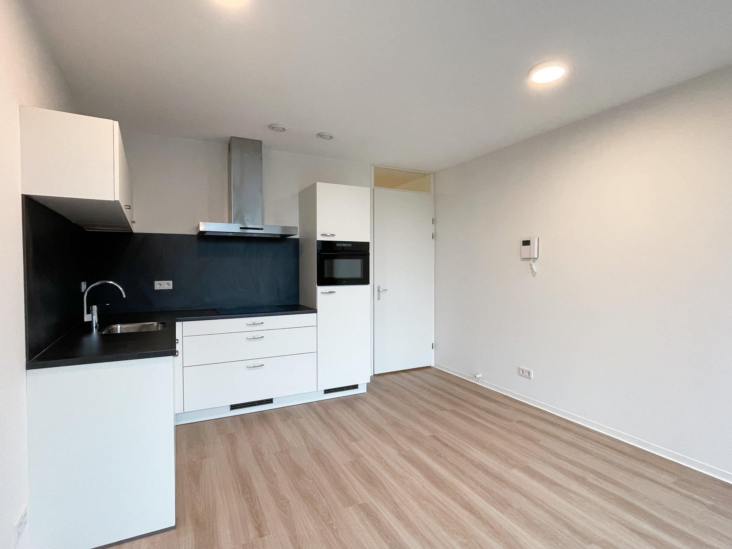 Woning te huur: Neuweg, Hilversum