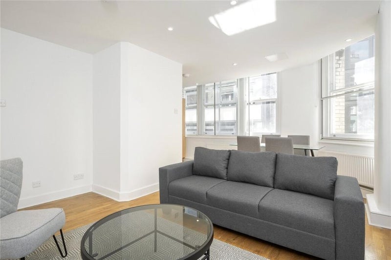 Flat Minories in City of London