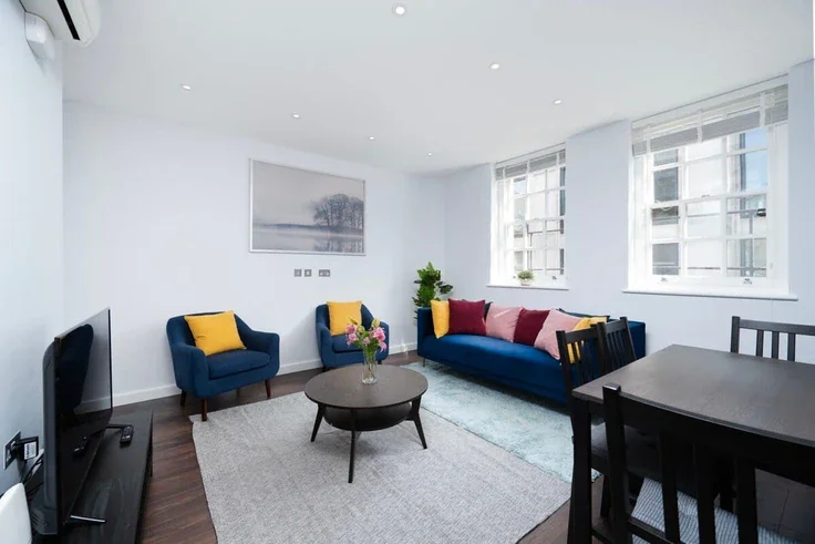 Flat Wardour Street in City of Westminster