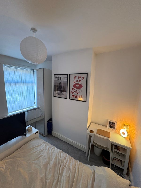 Room New Barton Street in Salford