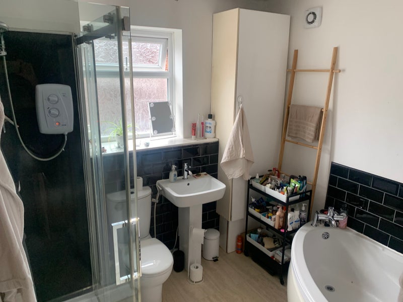 Room New Barton Street in Salford