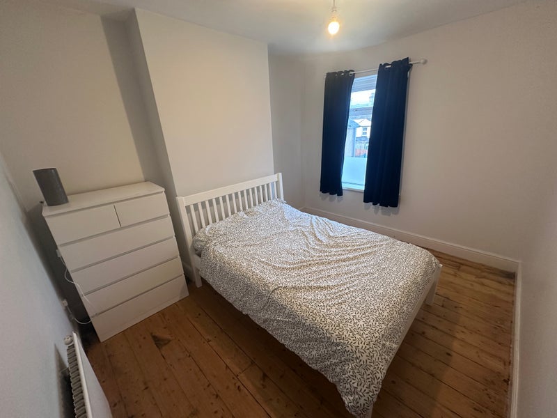 Room Beresford Road in Cardiff