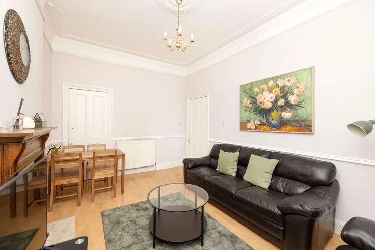 Flat Watson Crescent in City of Edinburgh