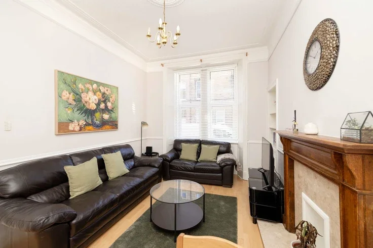 Flat Watson Crescent in City of Edinburgh