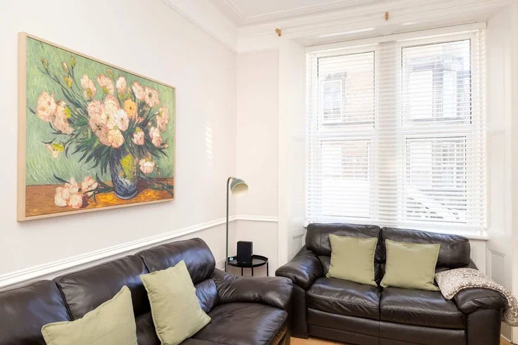 Flat Watson Crescent in City of Edinburgh
