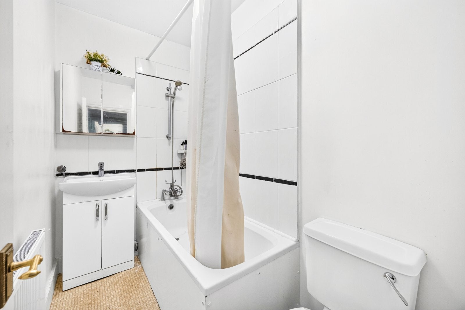 Flat Swinton Street in Greater London