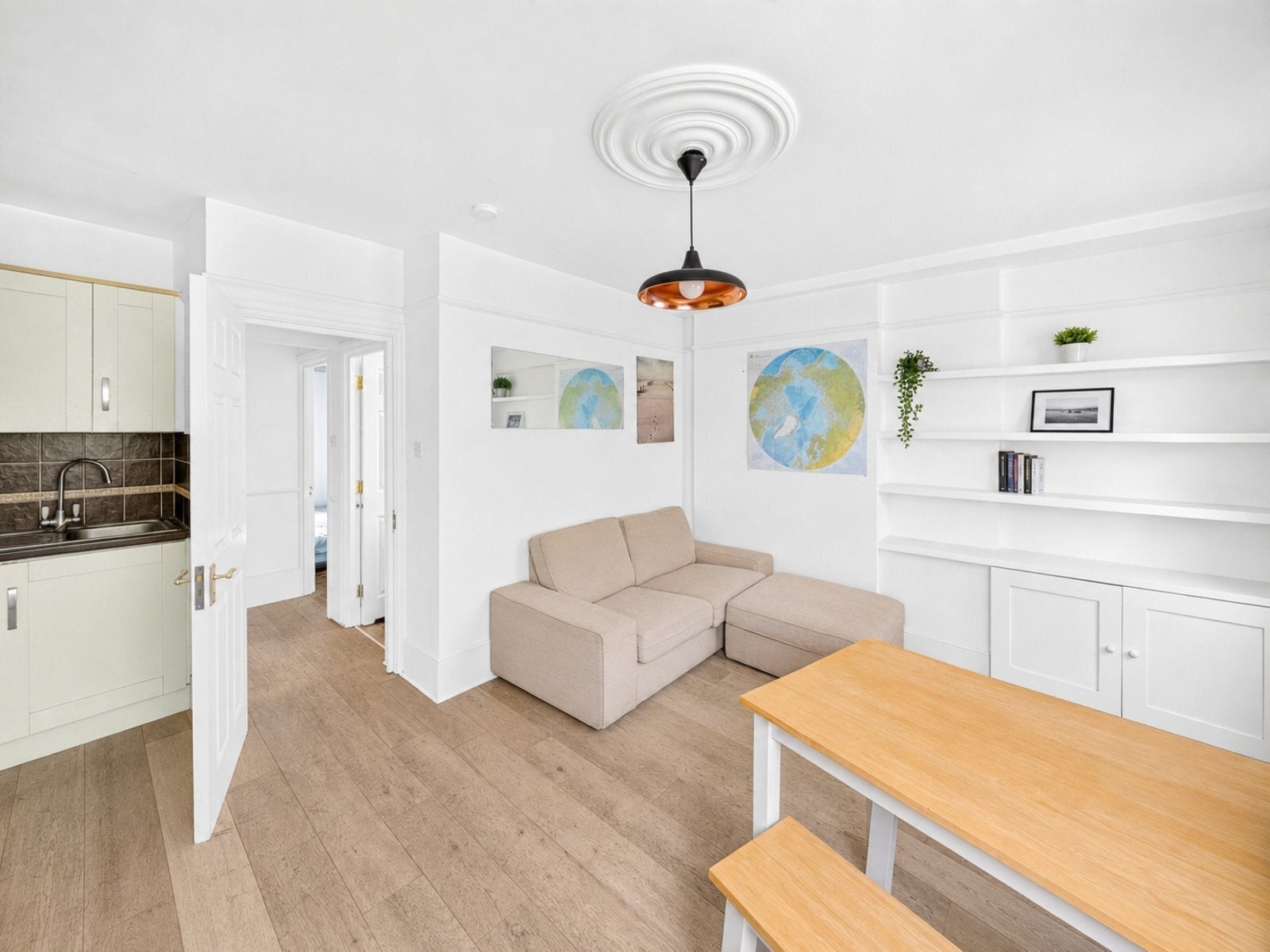 Flat Swinton Street in Greater London