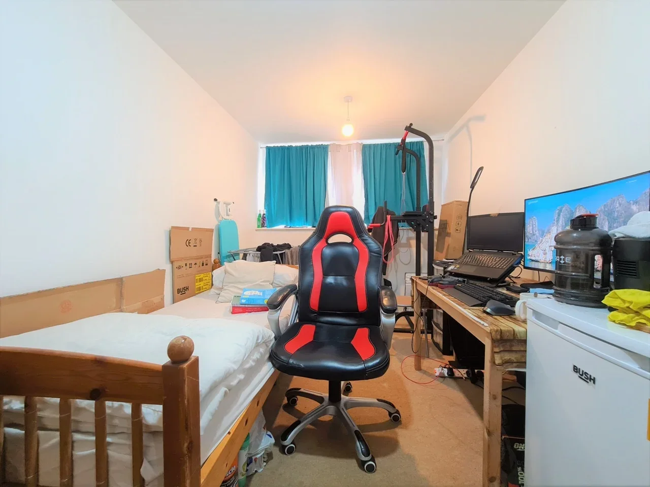 Flat Mercer Walk in Greater London