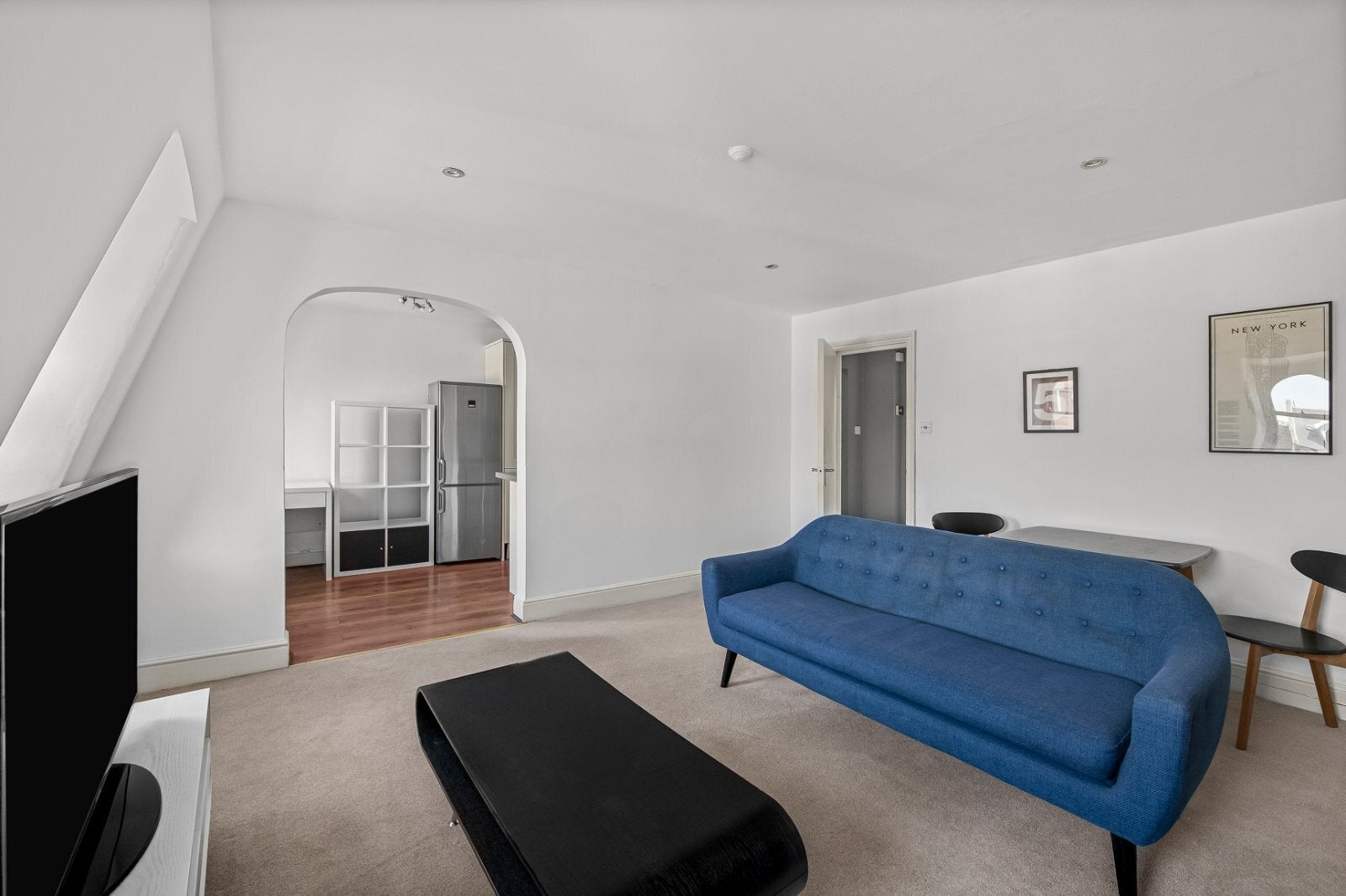Flat Upper Richmond Road in Greater London