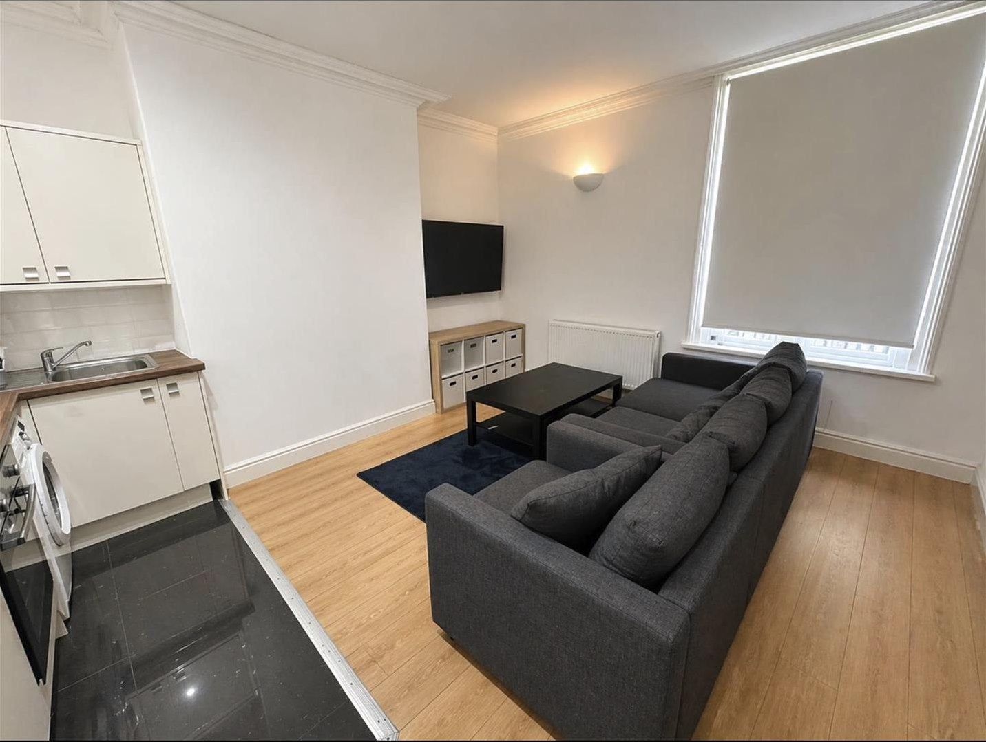 Flat Kendal Lane in Leeds