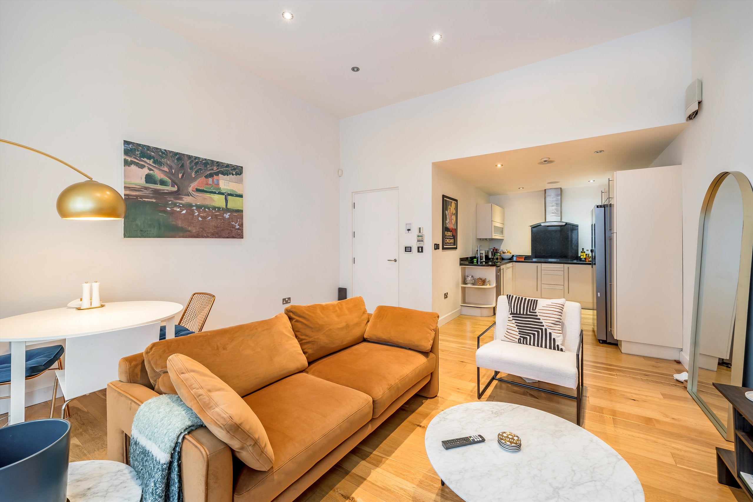 Flat Nevern Place in Greater London