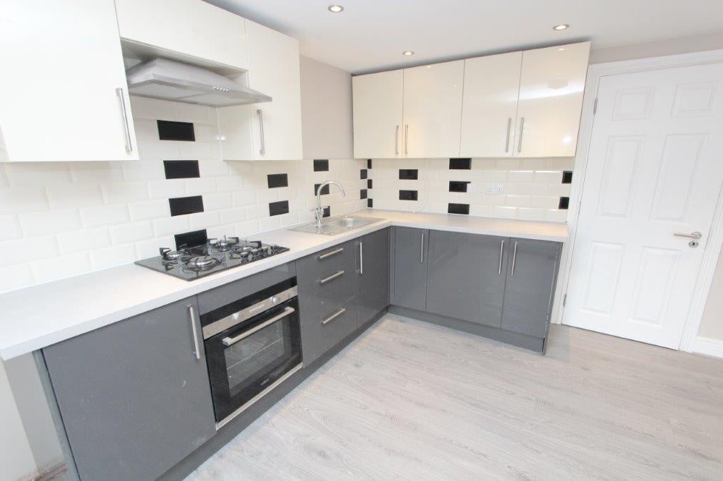 Flat Wrotham Road in Gravesham