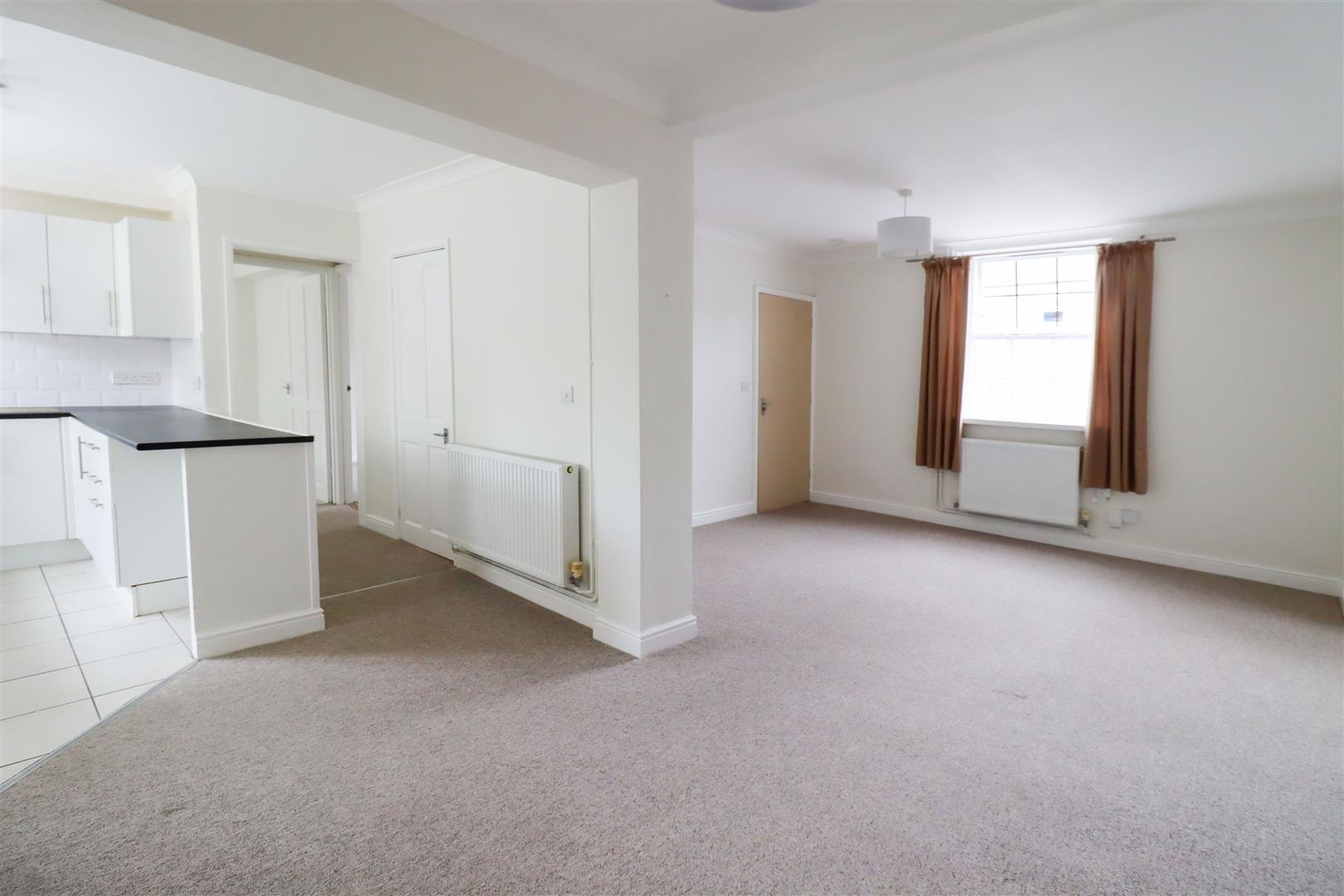 Flat Jubilee Terrace in Ely