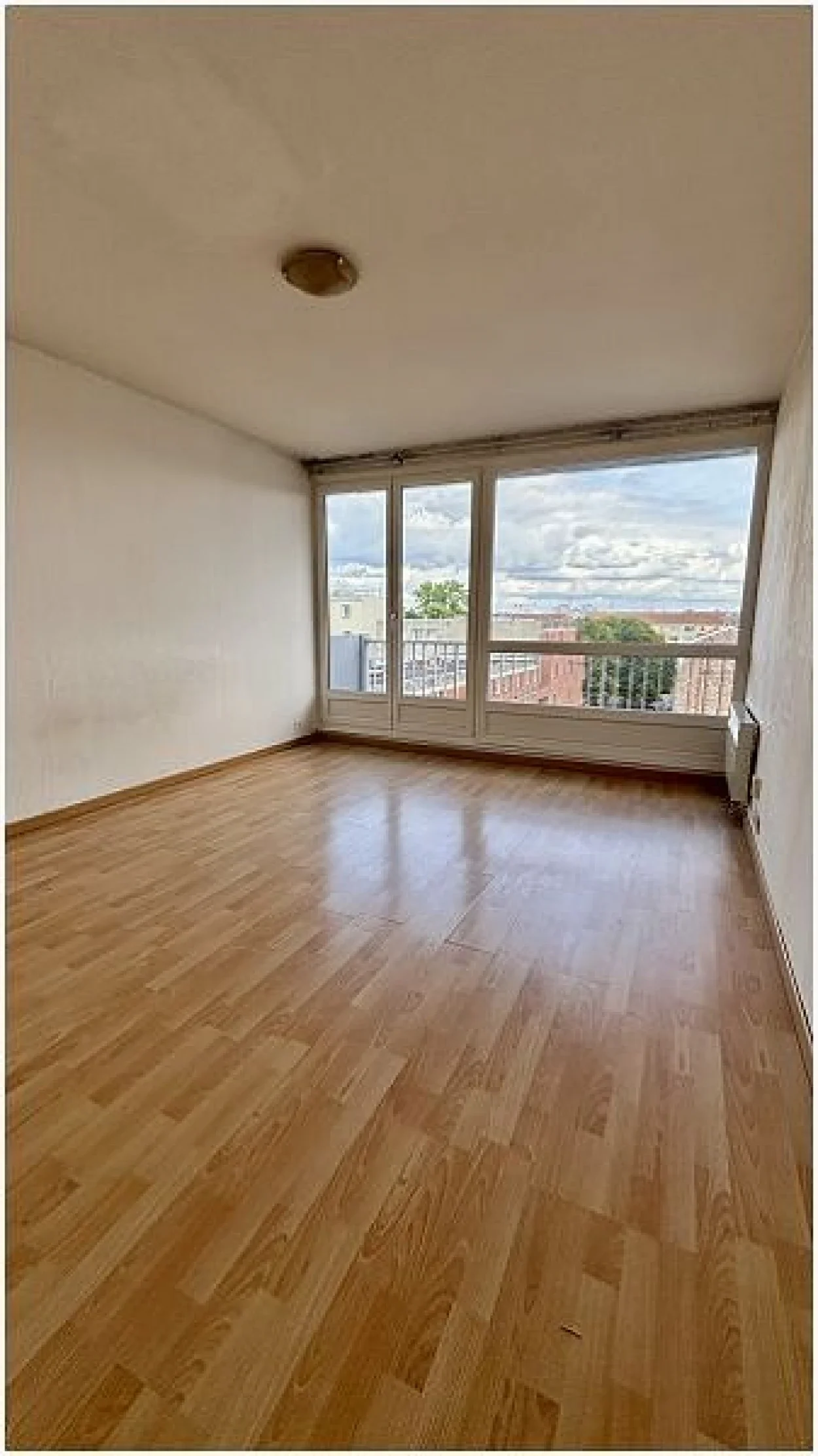 Flat Rue d'Artois in Lille