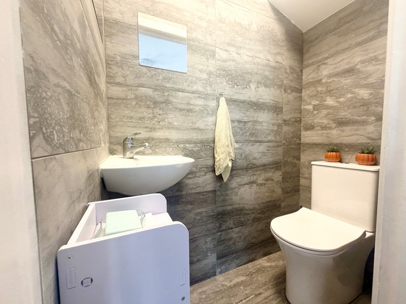 Room The Ridgeway in Greater London