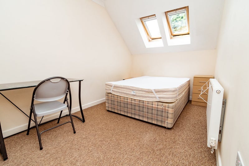 Room Richards Close in Bournemouth