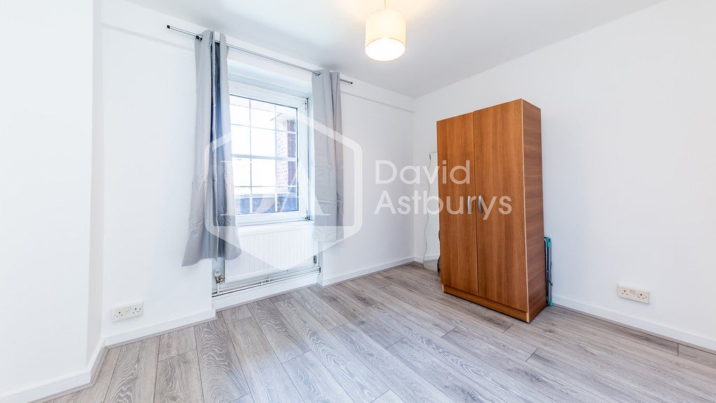Flat Tottenham Lane in Greater London