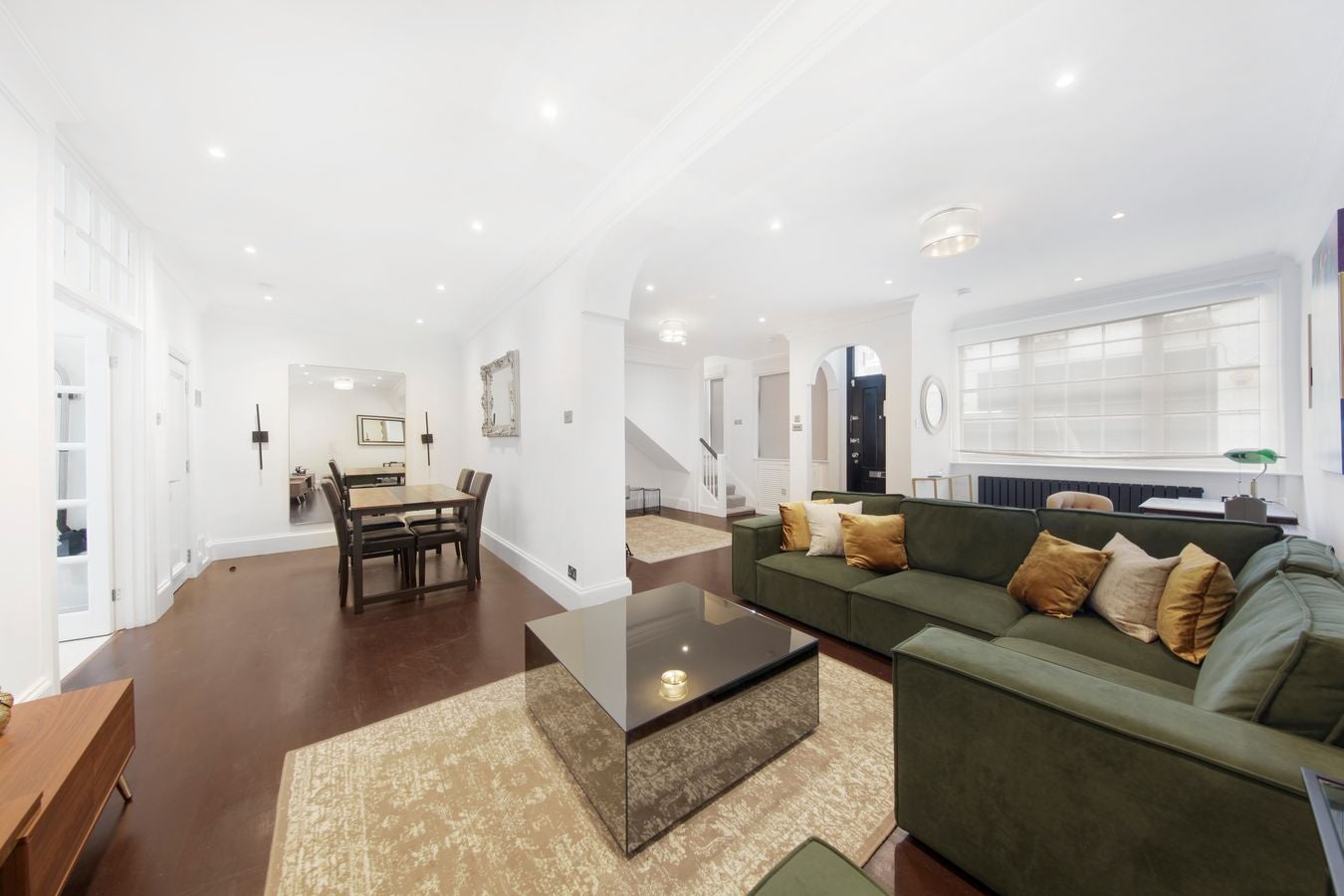House Elvaston Mews in Greater London