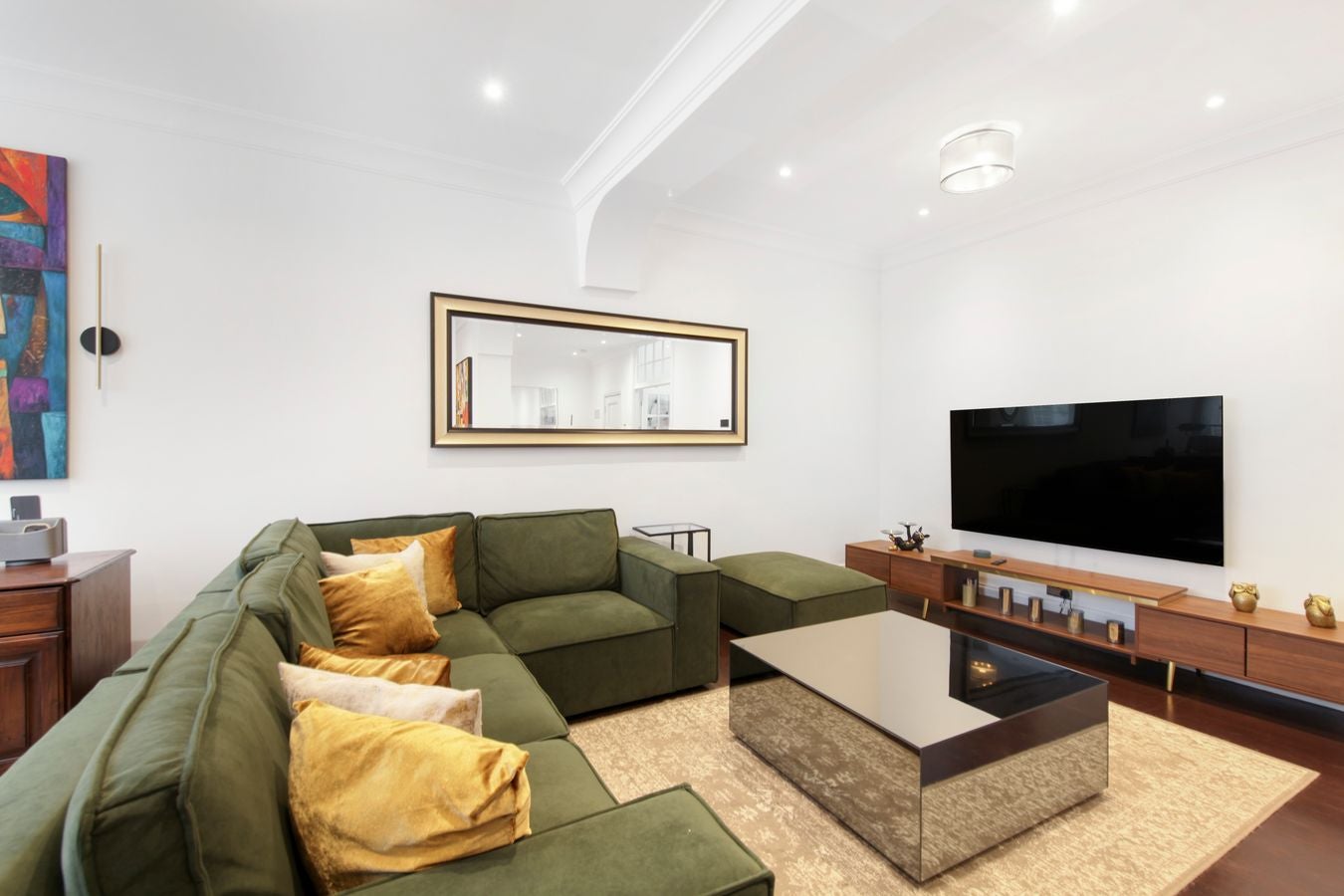 House Elvaston Mews in Greater London
