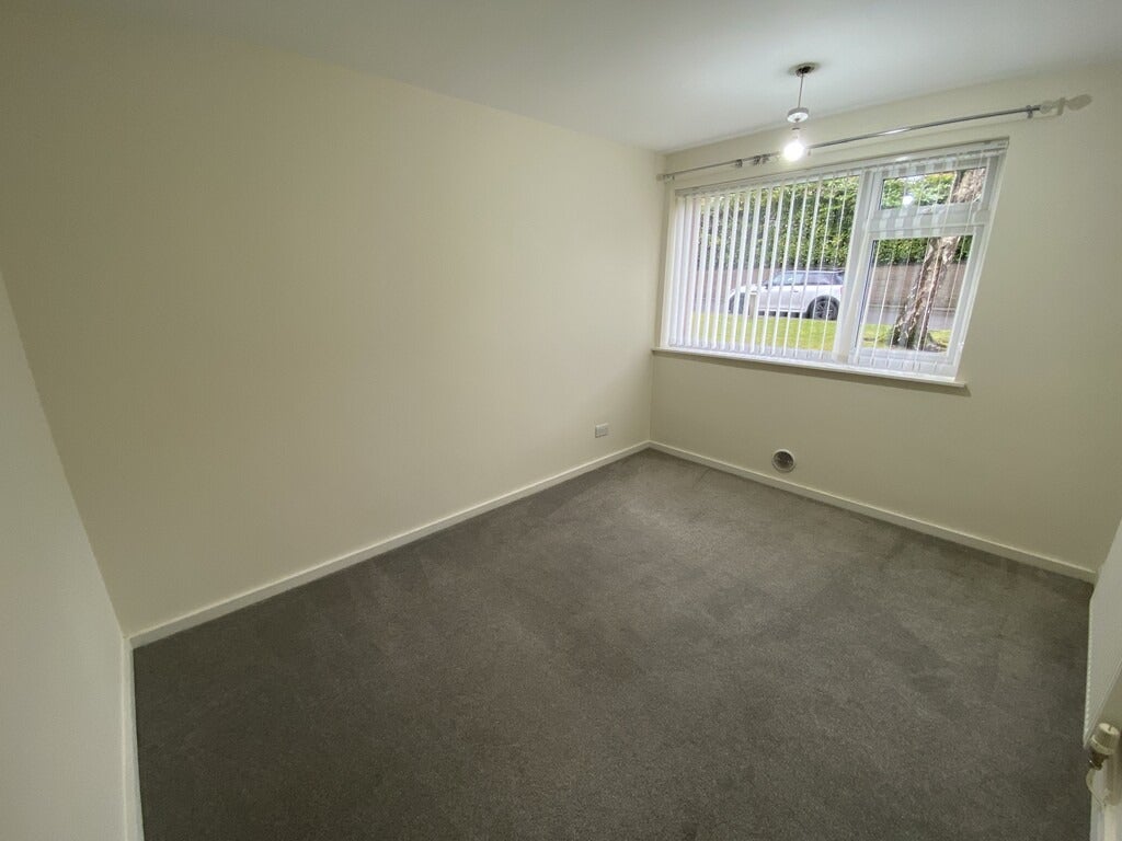 Flat White House Way in Metropolitan Borough of Solihull