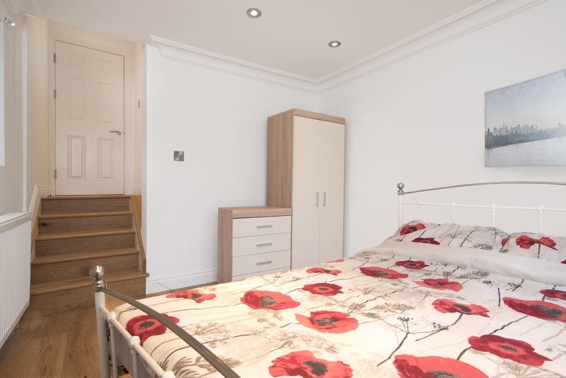Flat Florence Road in Greater London