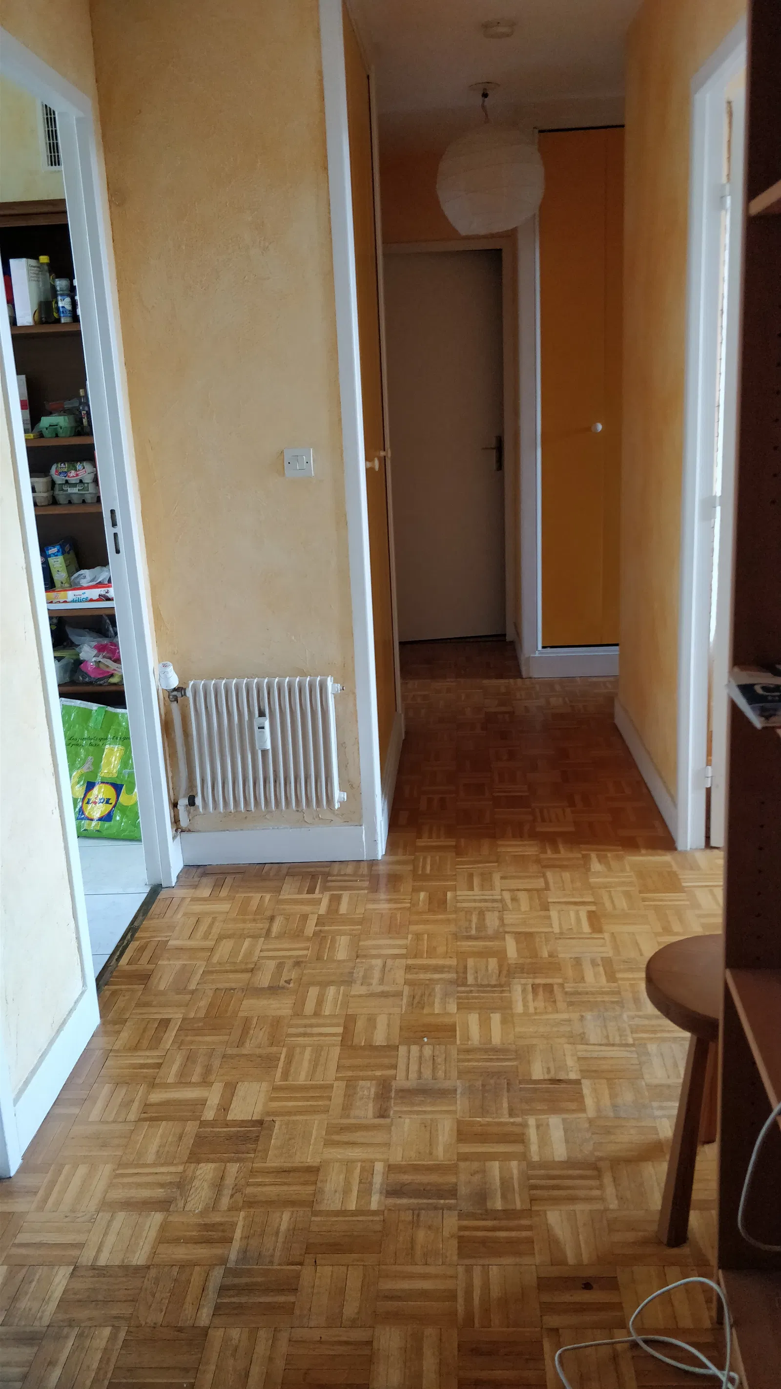 Room Square du 8 Mai in Compiègne
