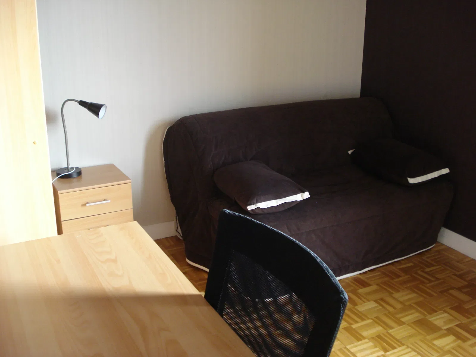 Room Square du 8 Mai in Compiègne