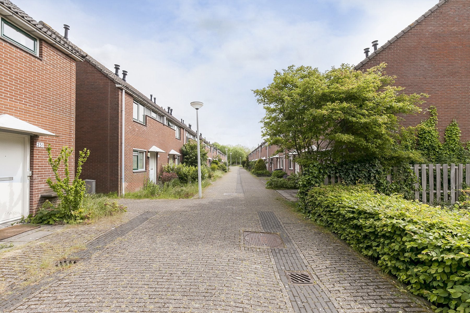 Woonhuis aan de Mijndenhof in Amsterdam (1106 GW)