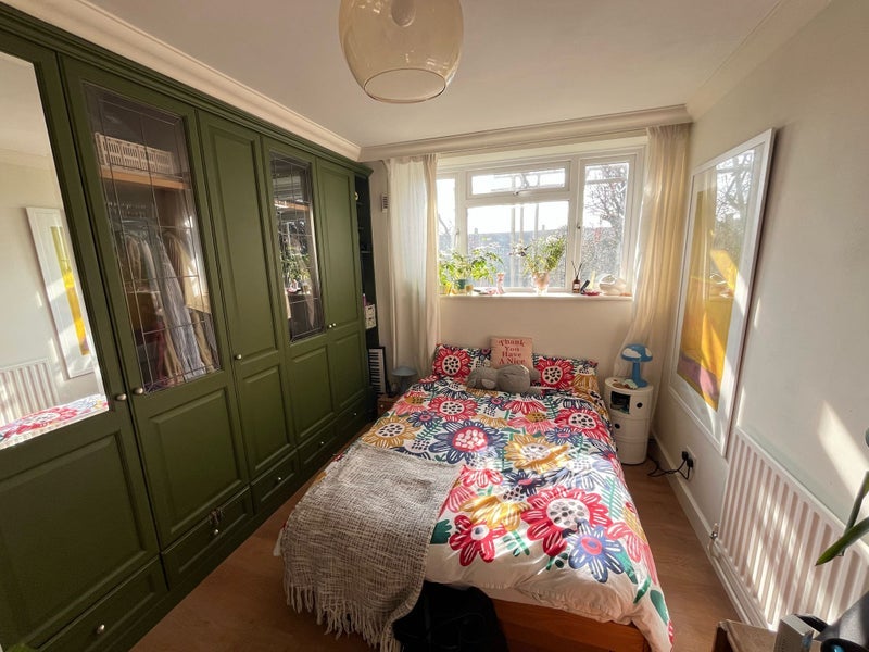 Room St German's Road in Greater London