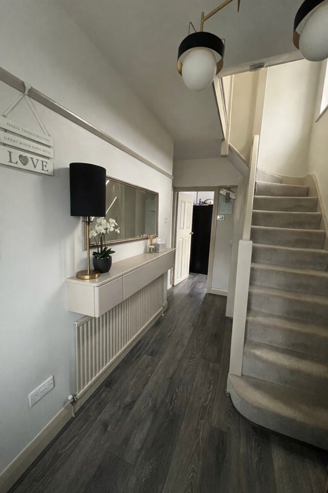House Broad Walk in Greater London