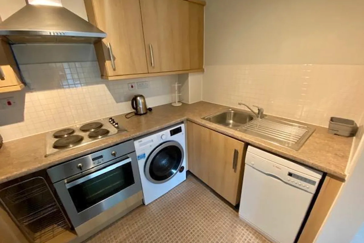 Flat Grenfell Road in Maidenhead