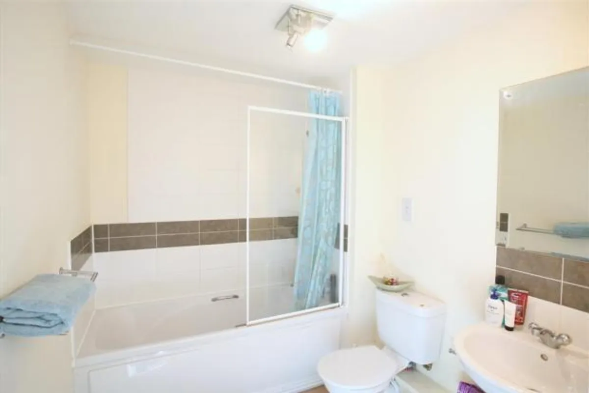 Flat Grenfell Road in Maidenhead