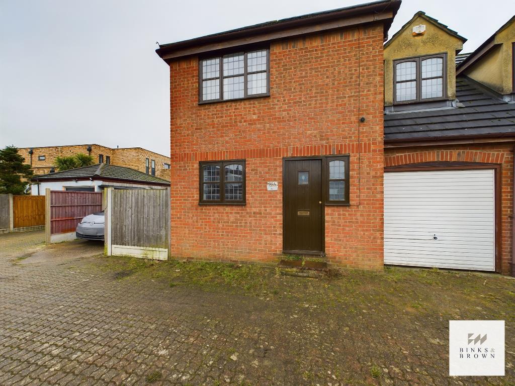 House Lampits Hill in Corringham
